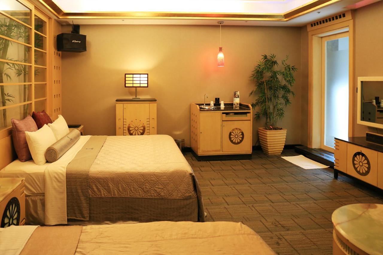 In-Stone Motel Taipei Exterior foto